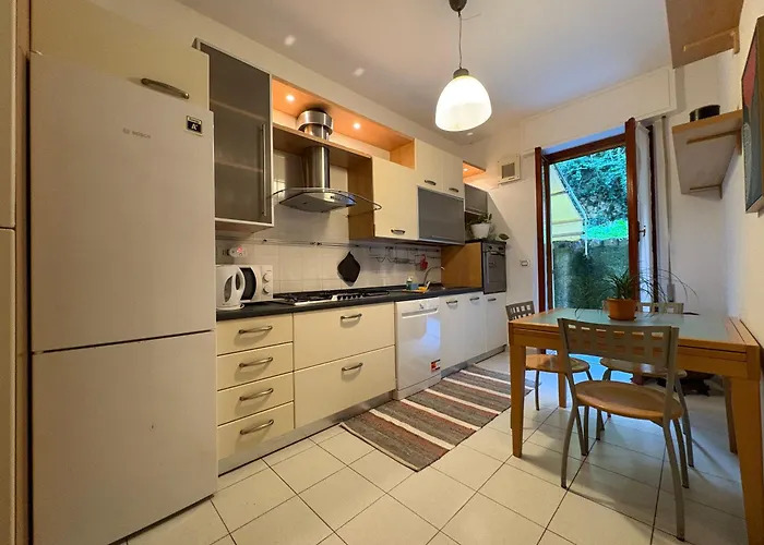 Casa Mimosa A 2 Passi Dal Mare Con Garage Appartamento